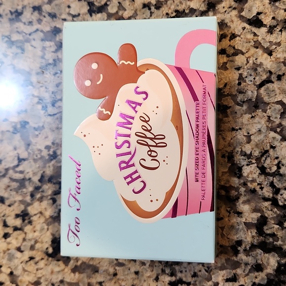 Too Faced Christmas Coffee Palette - Picture 2 of 3